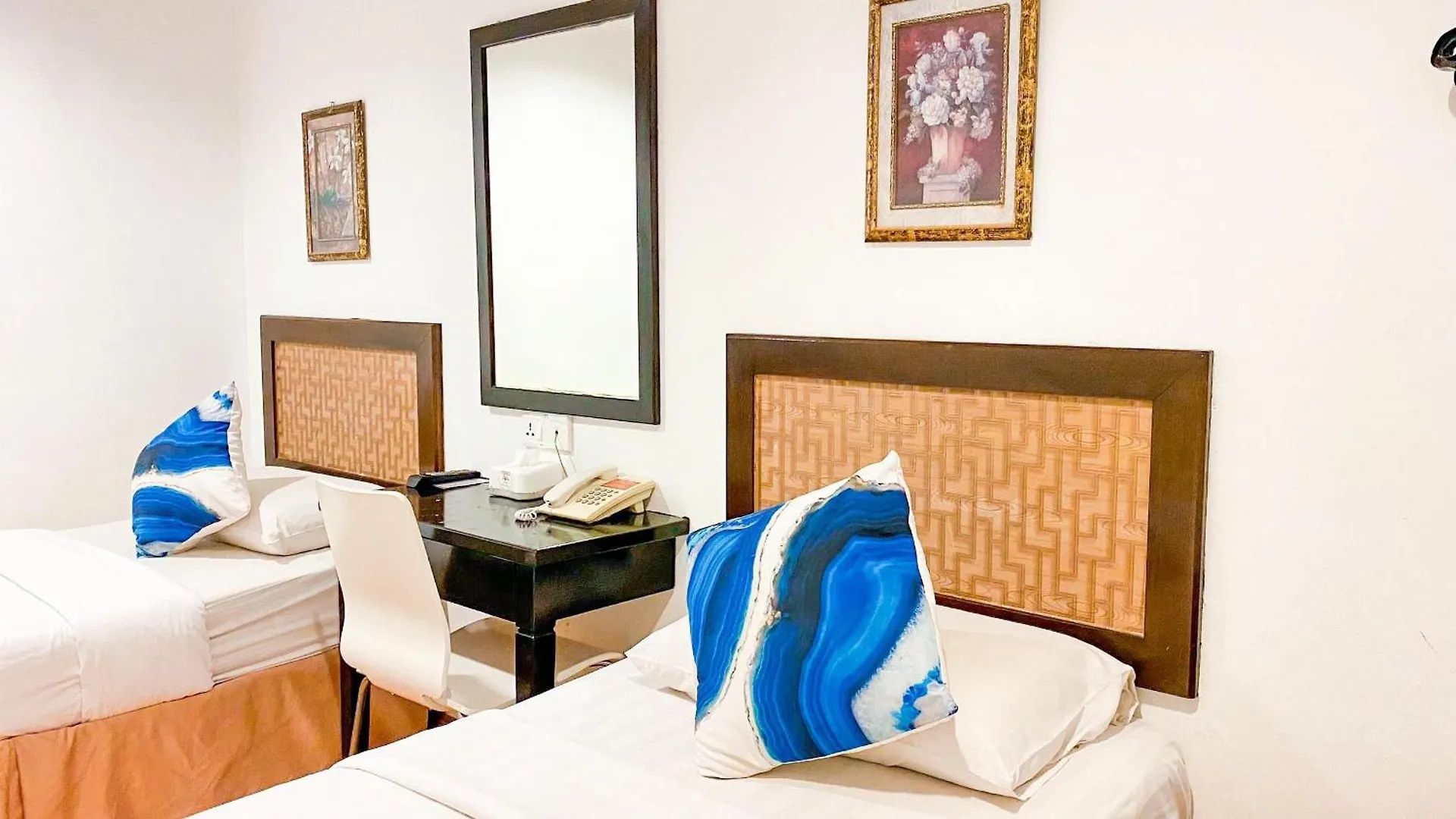 Queenspark Lovita Hotel Malacca